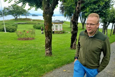 Eit løyve til tre lukka anlegg