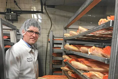 Amerikanske Acme Smoked Fish signerer ny joint venture-avtale med danske Norlax