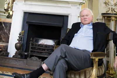Fredriksen øker i Mowi