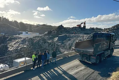 Salma-produsenten skulle bygge nytt industrianlegg til 400 millionar kroner. No kan tomta enda opp som parkeringsplass