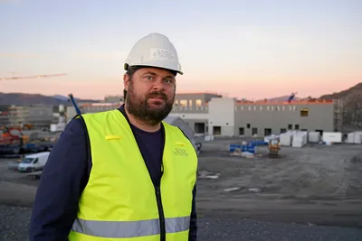 – Jeg liker å si at jeg er vokst opp i det innerste bedehuset i den innerste fjorden