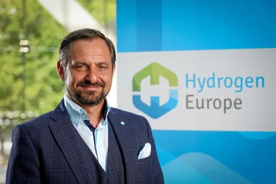 'Disproportionate' EU green hydrogen rules risk mass exodus to US, warns Hydrogen Europe