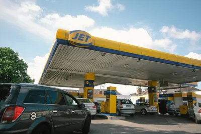 US oil refiner set to more than double the number of hydrogen filling stations in Europe by 2026