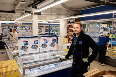 Fersk laks i norske butikker: – Det er lenge siden vi har hatt så lave priser