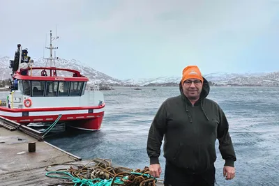 Oppdretterne i nord venter på at uværet skal dra seg til