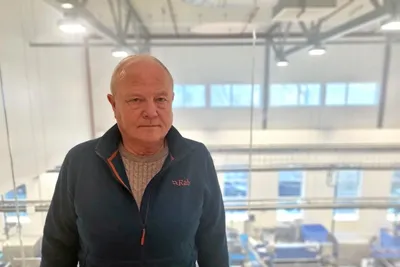 Strømutgiftene hos Inka på Os har økt med en halv million kroner i måneden: – Jeg vil beskrive det som en krise, sier bedriftseier