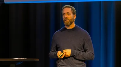 Han har utviklet «pulsklokke» til laksen