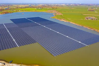 BayWa builds central Europe's largest floating solar plant on former gravel pit