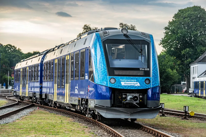 Green light for world's first all-hydrogen railway — but how green will it really be?