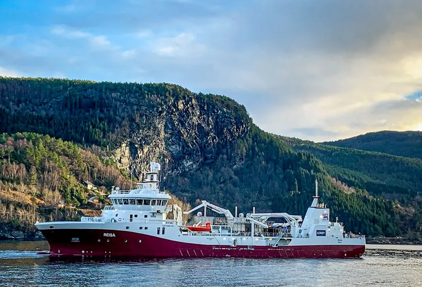 Ny brønnbåt levert til Norsk Fisketransport