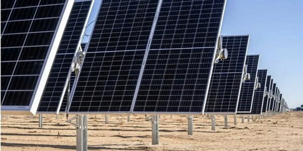 Eleven Mile Solar Center under construction in Arizona