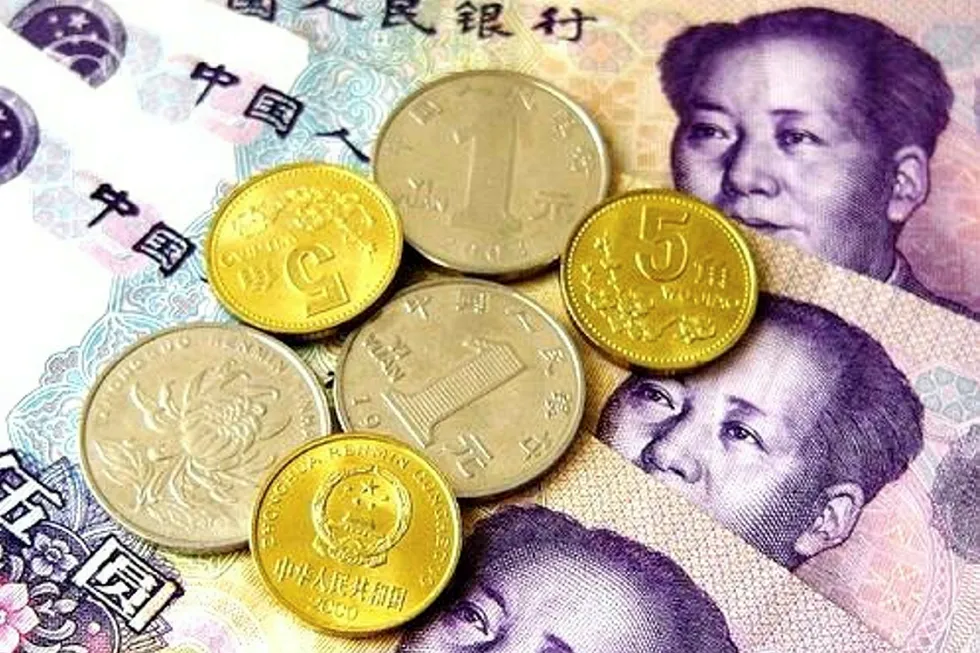 Oil prices rise but US-China trade tensions drag: