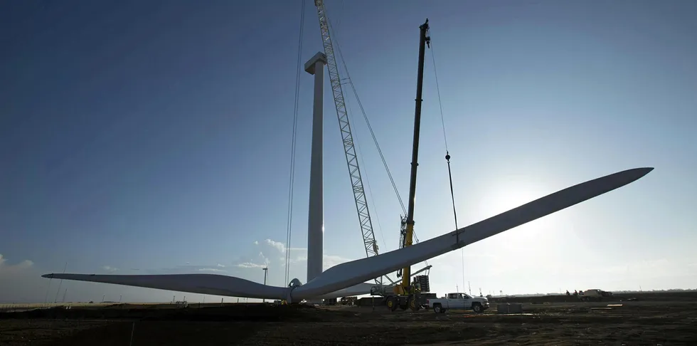Installation of a GE 2MW wind turbine