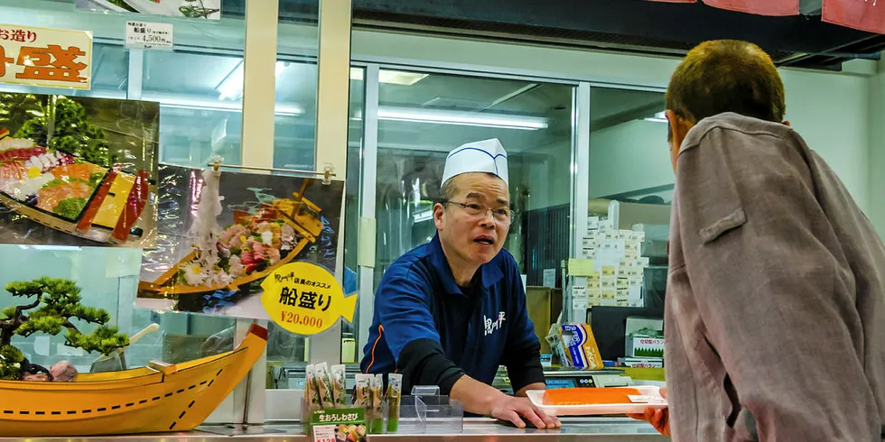 Retail business boosted Hosui in Q3.
