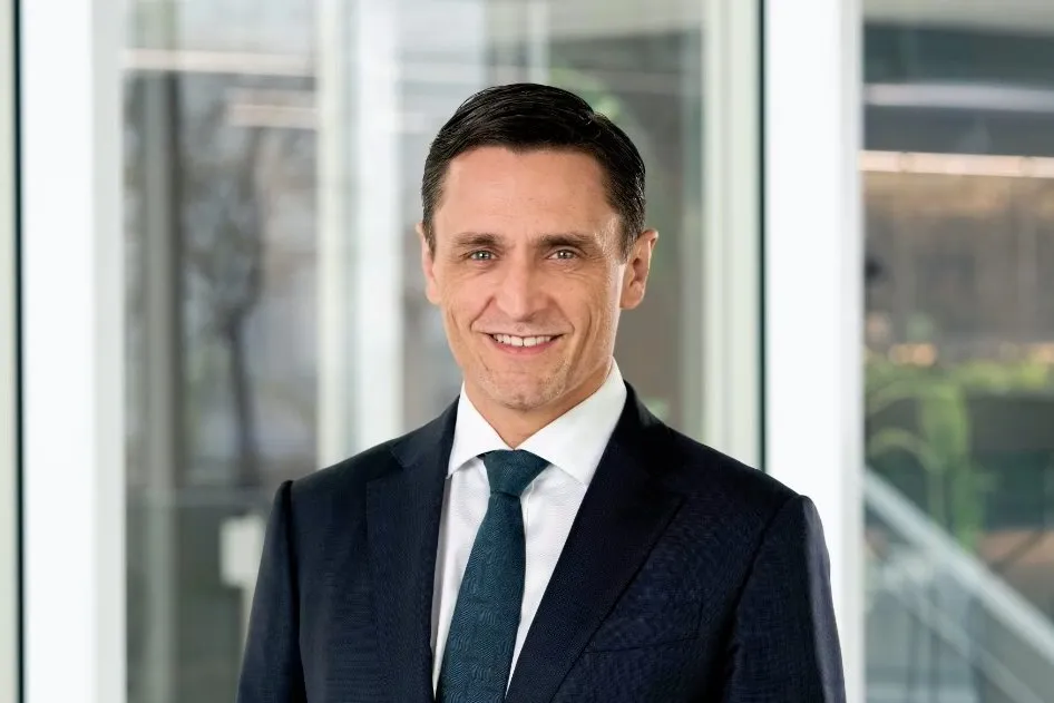Dan Labbad Crown Estate CEO.