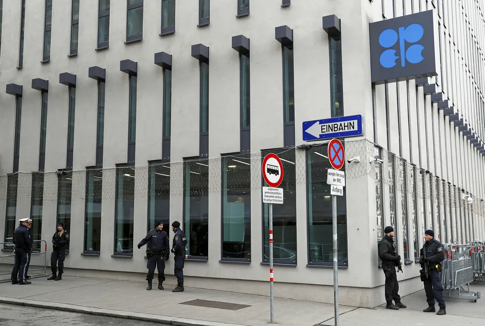 Oil price rise: in part due to Opec+ cuts