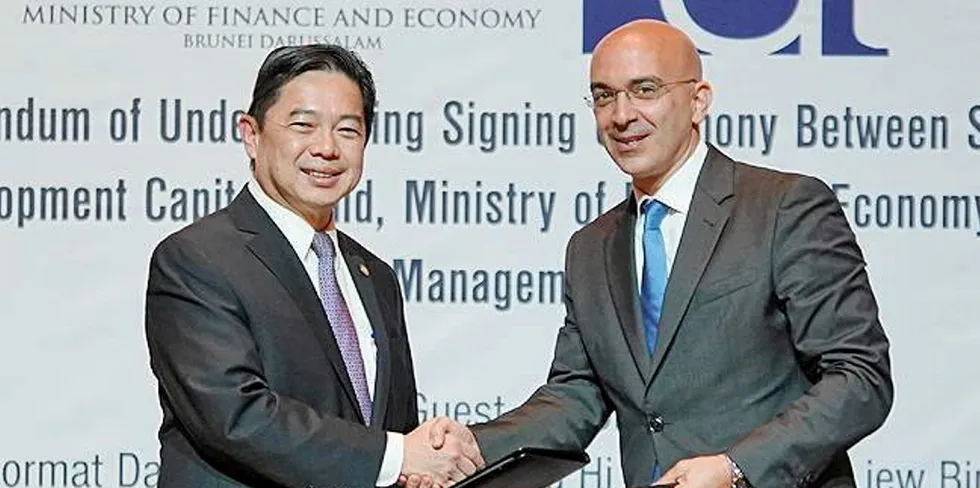 From Left to Right: Minister at the Prime Minister’s Office and Minister of Finance and Economy II Dato Seri Setia Dr Awang Haji Mohd Amin Liew bin Abdullah and 8F Co-Founder & Partner Karim Ghannam.