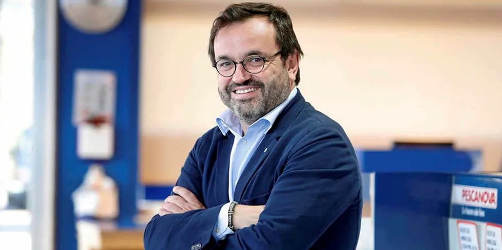 Ignacio Gonzalez, CEO Nueva Pescanova, announced he will be stepping down from the Spanish giant. The sale of Nueva Pescanova to Canadian seafood giant Cooke is undergoing due diligence.