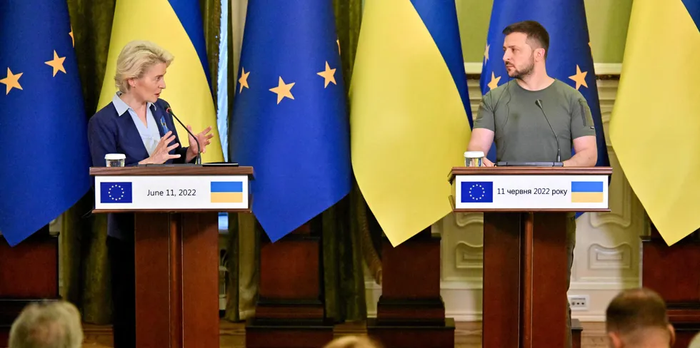 Ukrainian President Volodymyr Zelensky (R) and European Commission President Ursula von der Leyen make statements following their talks in Kyiv on June 11, 2022. -Photo by Sergei SUPINSKY / AFP) (Photo by SERGEI SUPINSKY/AFP via Getty Images)