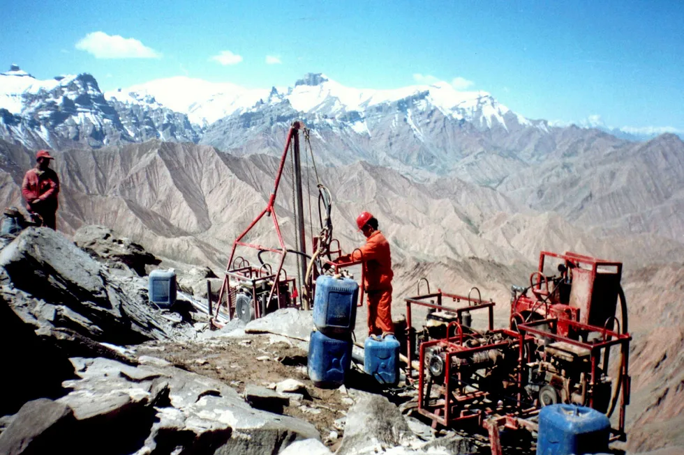 Key location: work under way at CNPC's Tarim field
