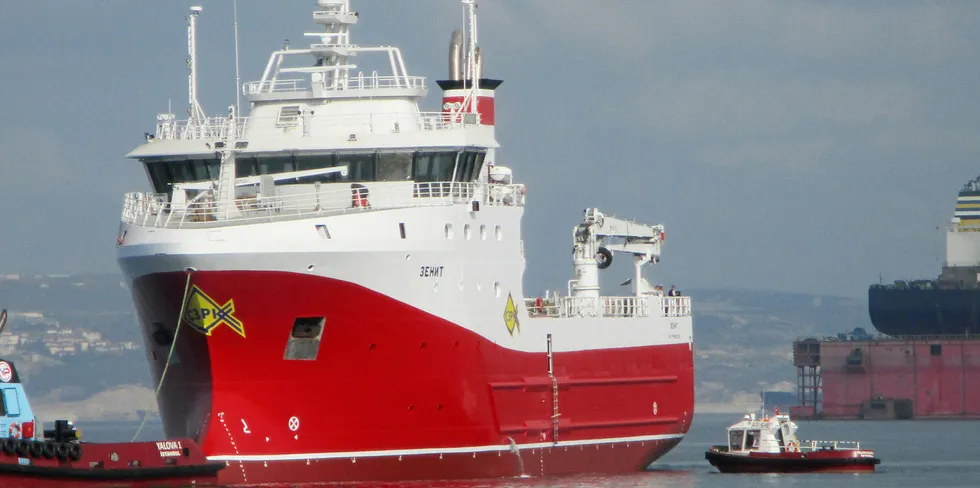 The new crabber-processor Zenit is based on the ST-184 AS design developed by Norwegian firm Skipsteknisk, and has an overall length of 61.9 meters and a width of 15 meters.