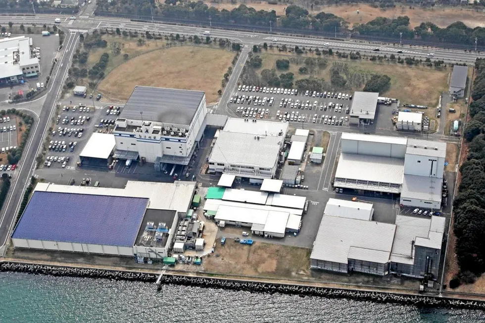 A panoramic view of the Kaneko Sangyo Business Headquarters, where Nissui Maguro's business headquarters is located (Karatsu City, Saga Prefecture).