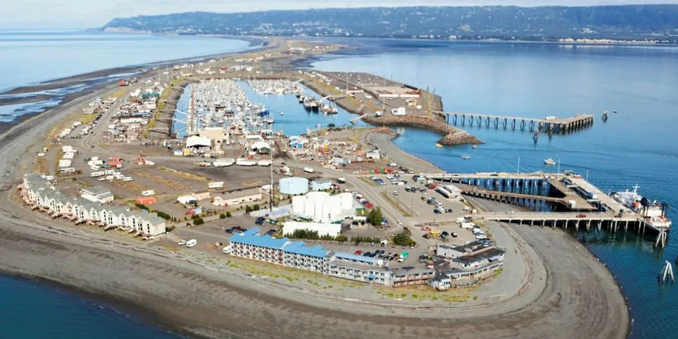 An OBI Seafoods plant has shut down in the Kenai Peninsula town of Seward in Alaska.