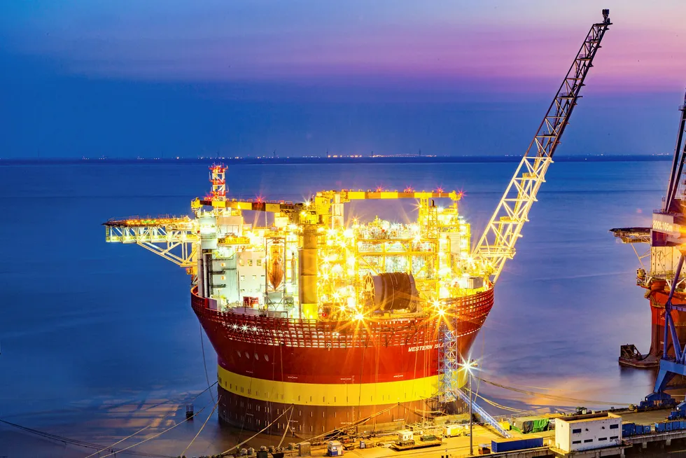 'Output start': for Dana at Western Isles, with cylindrical floater