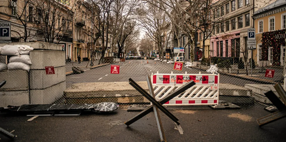 The fact that Russian shipping companies are allowed to unload and sell their fish through Norway indirectly contributes to financing the war in Ukraine says Liberal politician Guri Melby.