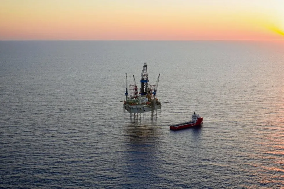 Earlier drilling activity at the Dorado field with the rig Noble Tom Prosser.