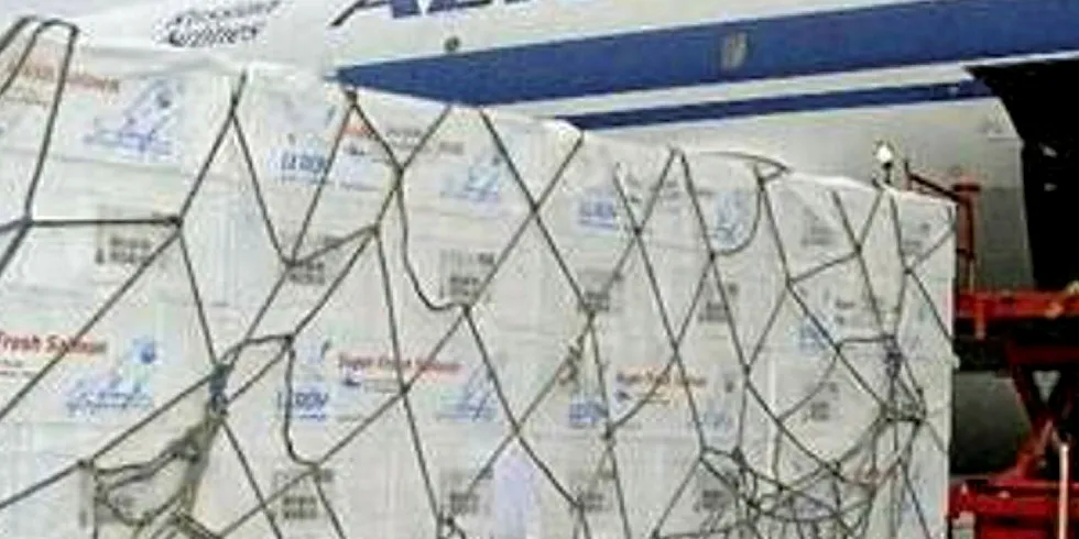Russia blocks salmon exports from Norway to Asia. A salmon cargo plane was forced to return to Norway.