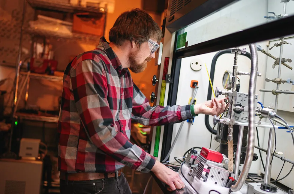 Sandia National Laboratories geosciences engineer working on the hydrogen storage project.