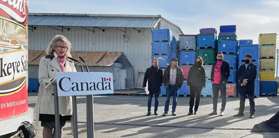 Fisheries and Oceans Minister Joyce Murray has made a decision on the fate of salmon licenses up for renewal in British Columbia.
