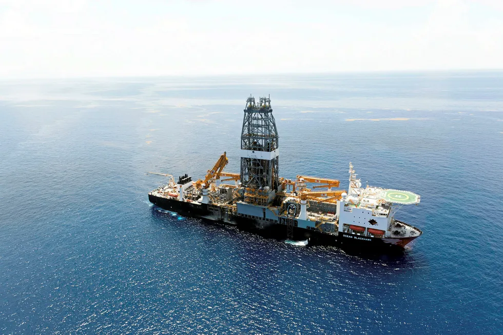 Diamond Offshore: drillship Ocean BlackHawk