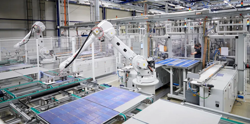 Automated Layup at Freiberg manufacturing plant