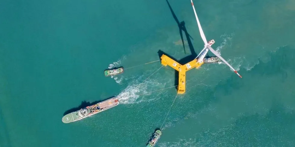 MingYang floating wind prototype en route to test site off China