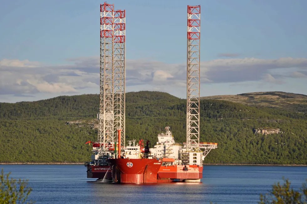 On schedule: Russian Gazflot-operated jack-up Arkticheskaya arriving to the Kola Bay near the port of Murmansk