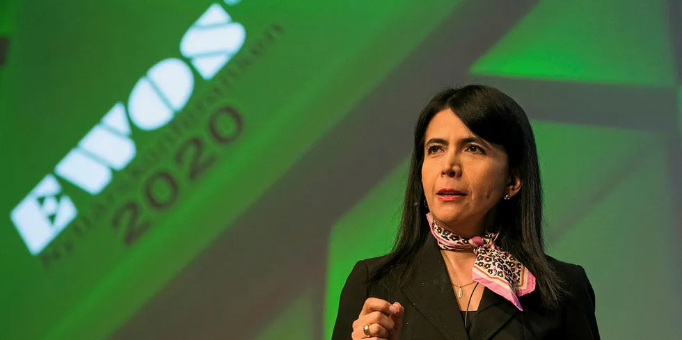 Pilar Cruz, president of Cargill Aqua Nutrition speaking at EWOS's annual conference in Tromso.