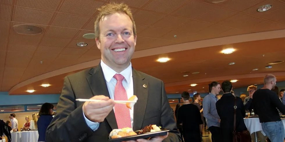 After a decade of work, Alf Helge Aarskog is stepping down as CEO of Mowi.
