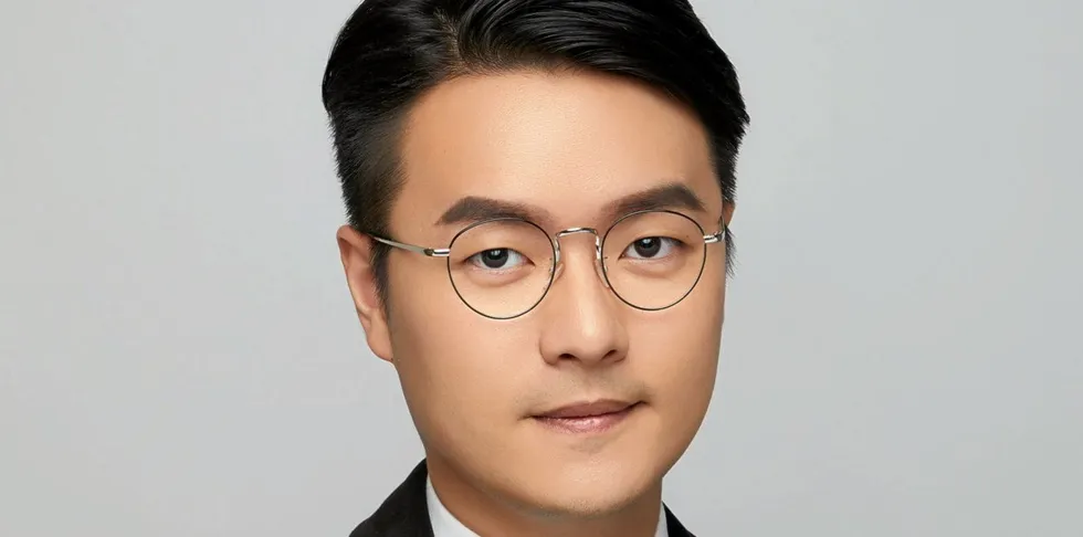 Chien Huan Li.