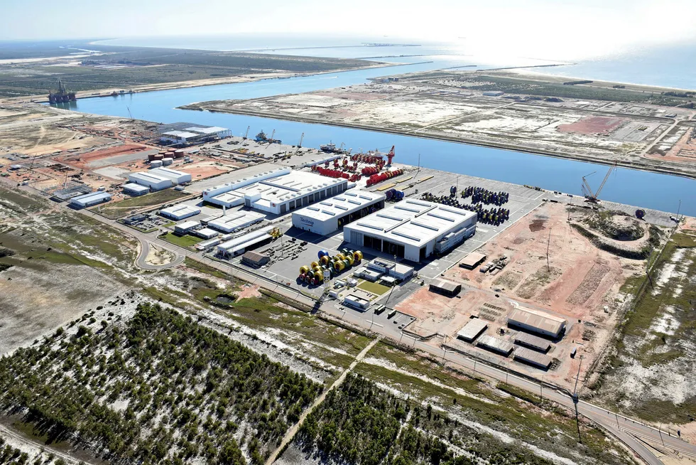 Specifications: the Acu port terminal in Brazil