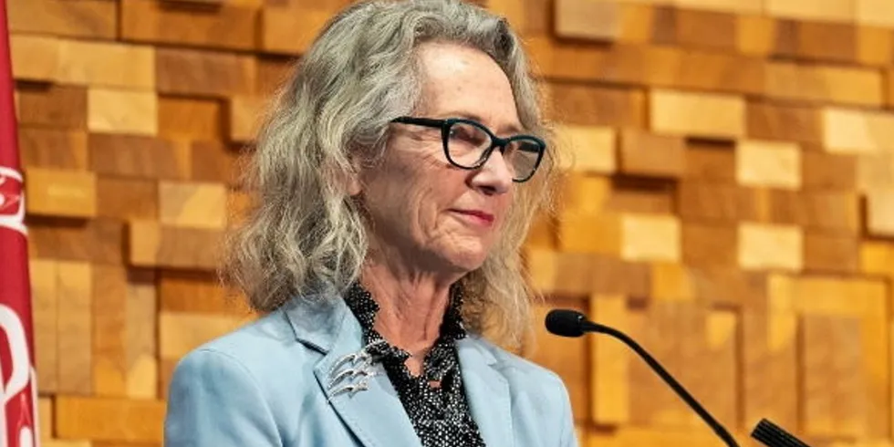 First Nations with salmon farming in their territories are asking Justin Trudeau to step in as they say Canada Fisheries Minister Joyce Murray is not properly consulting with them on the creation of a netpen transition plan in British Columbia.