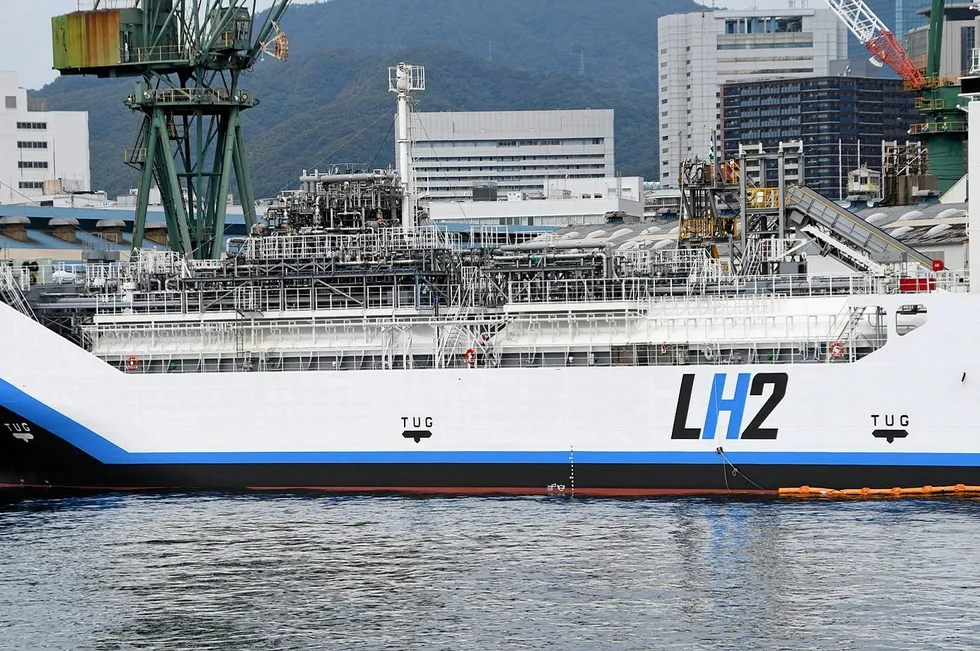 Transporting hydrogen fuel typically requires lots of expensive specialist infrastructure.