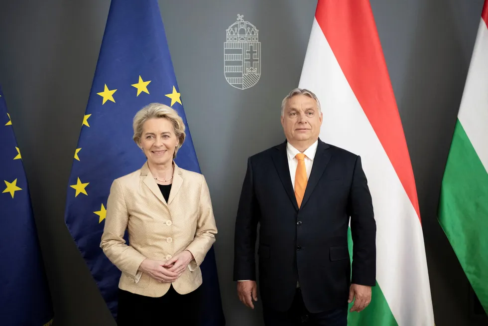 Not budging: Hungary digs heels in over EU embargo on Russian oil, shown are Hungary's Prime Minister Viktor Orban and European Commission President Ursula von der Leyen