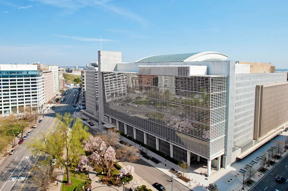 The World Bank is headquartered in Washington DC in the US.