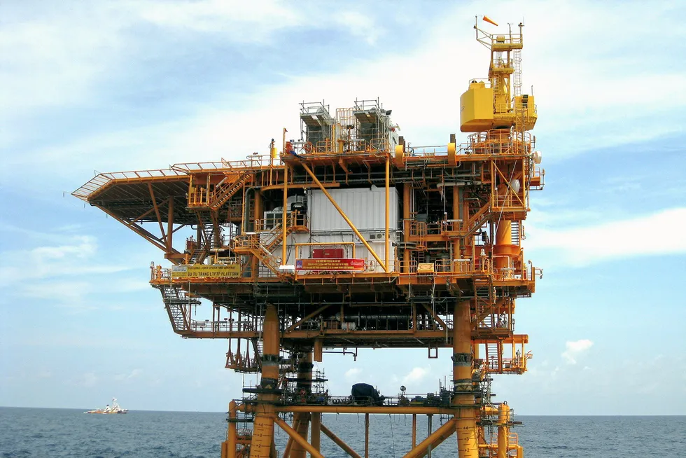 Up and running: the existing platform at the Su Tu Trang field