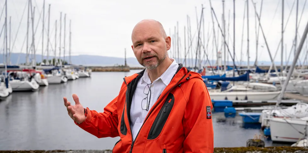 Tom Vegar Kiil, the head of Norway's Coastal Fishermen's Association, and one of the delegates who will participate in the fisheries negotiations when the Joint Norwegian-Russian Fisheries Commission meets digitally in a week and a half, said the statement raises concerns.