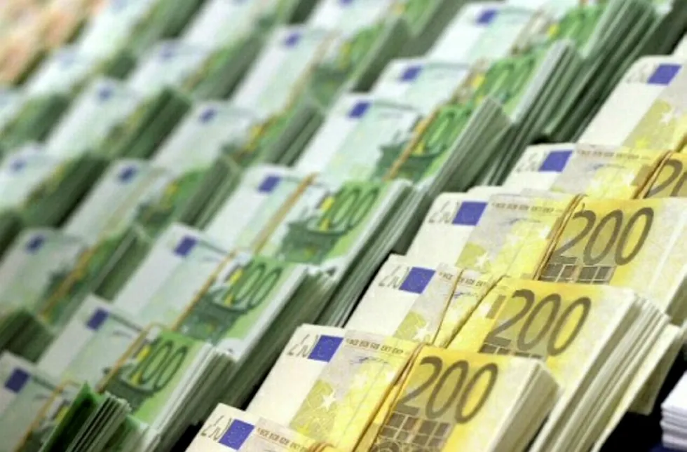 Finance sector: Activity in oil and gas begins to rebound