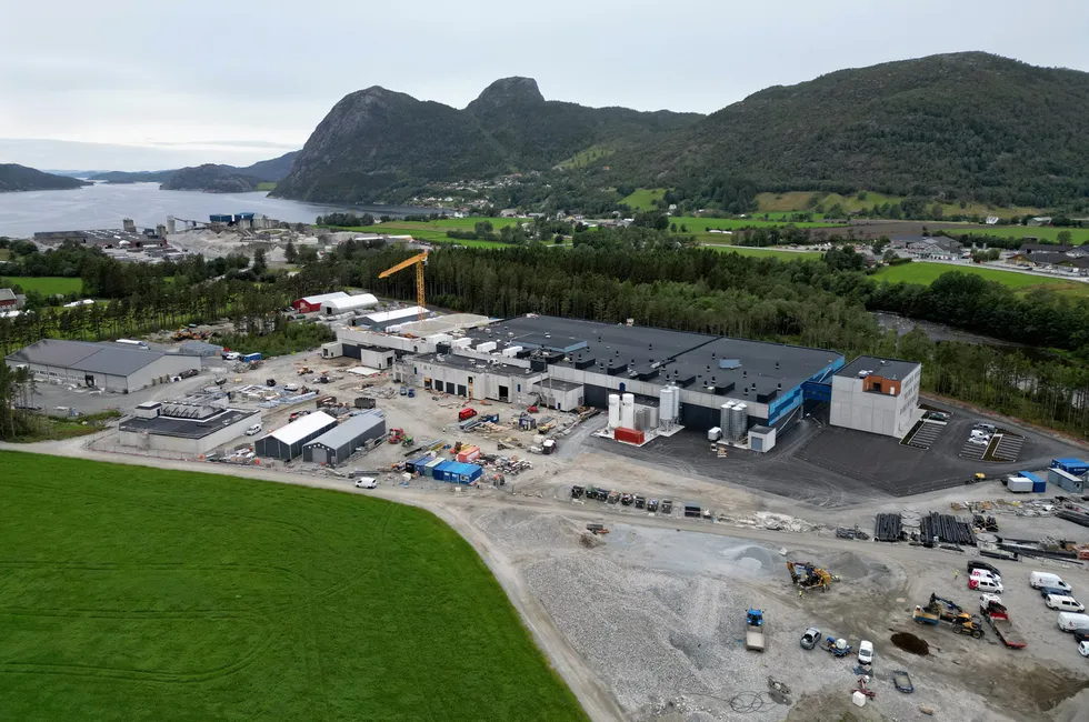 Ardal Aqua plans ultimately to build 10 modules with combined capacity of 15,000 metric tons of smolt per year.