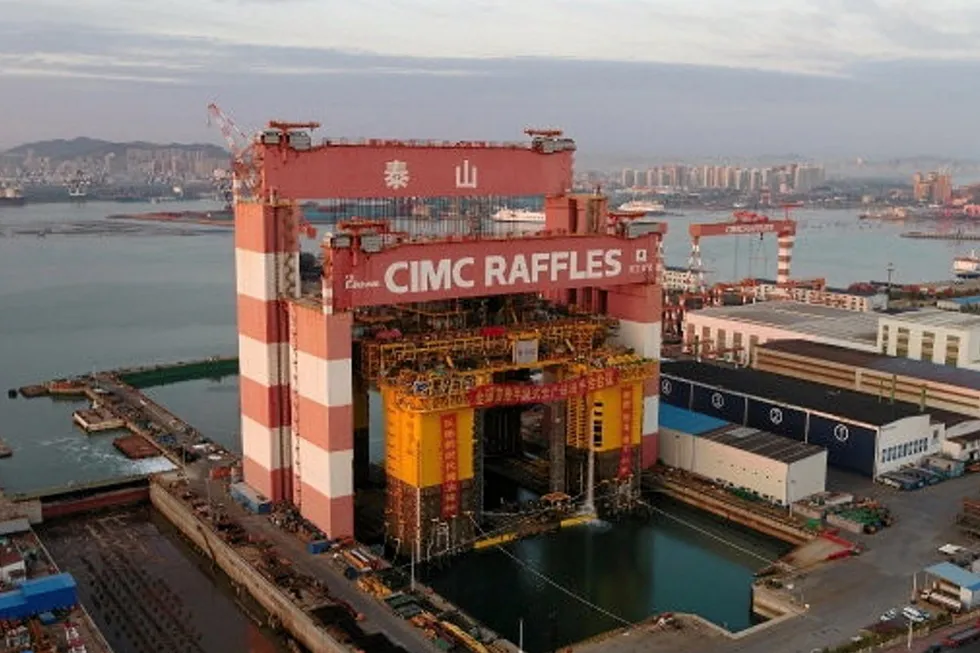 Major exercise: the Lingshui semisub mating operation with CIMC Raffles' giant Taisun crane